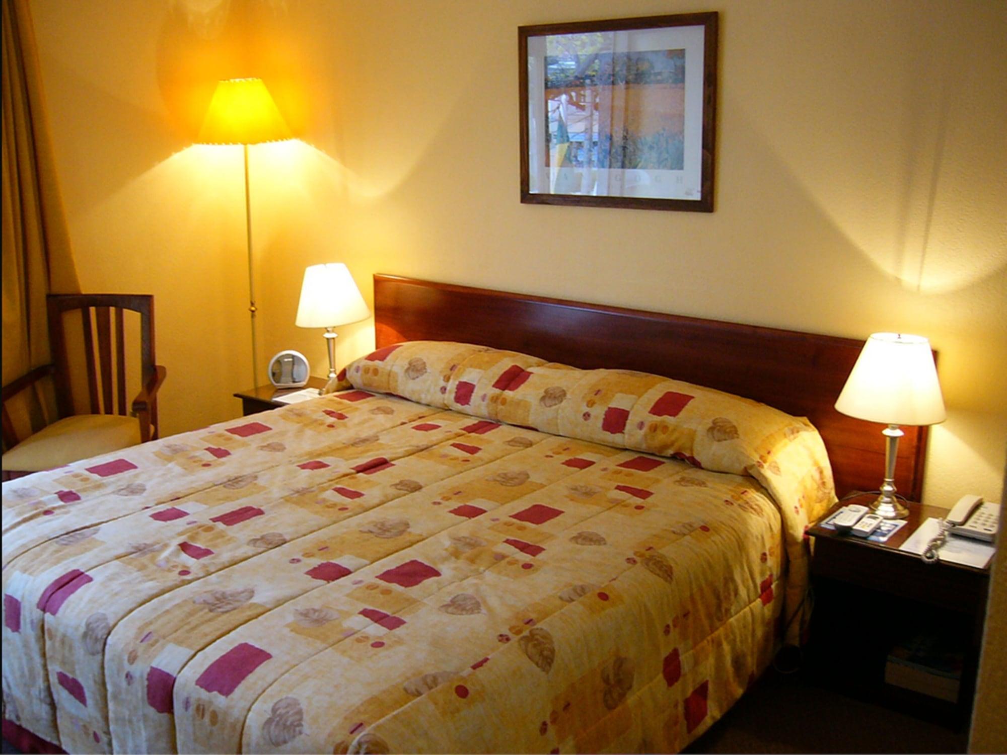 סנטיאגו Hotel Alcala Del Rio מראה חיצוני תמונה