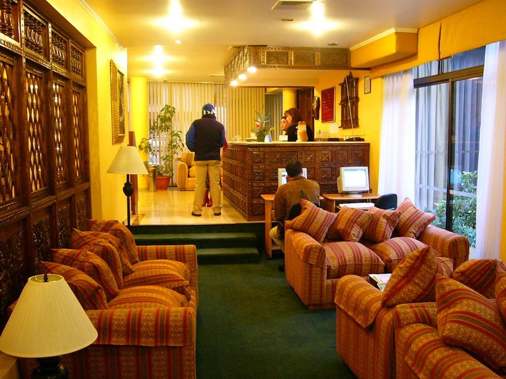 סנטיאגו Hotel Alcala Del Rio מראה פנימי תמונה