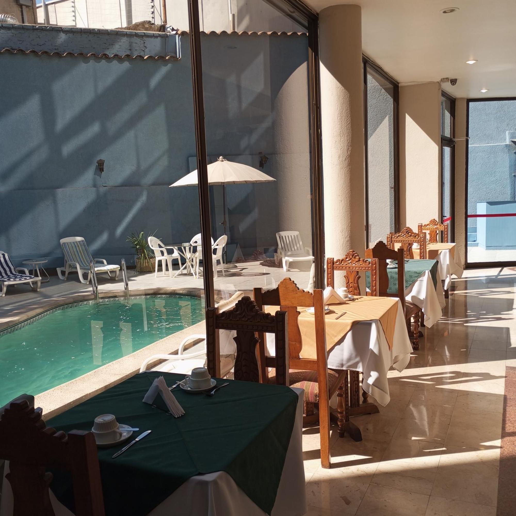 סנטיאגו Hotel Alcala Del Rio מראה חיצוני תמונה