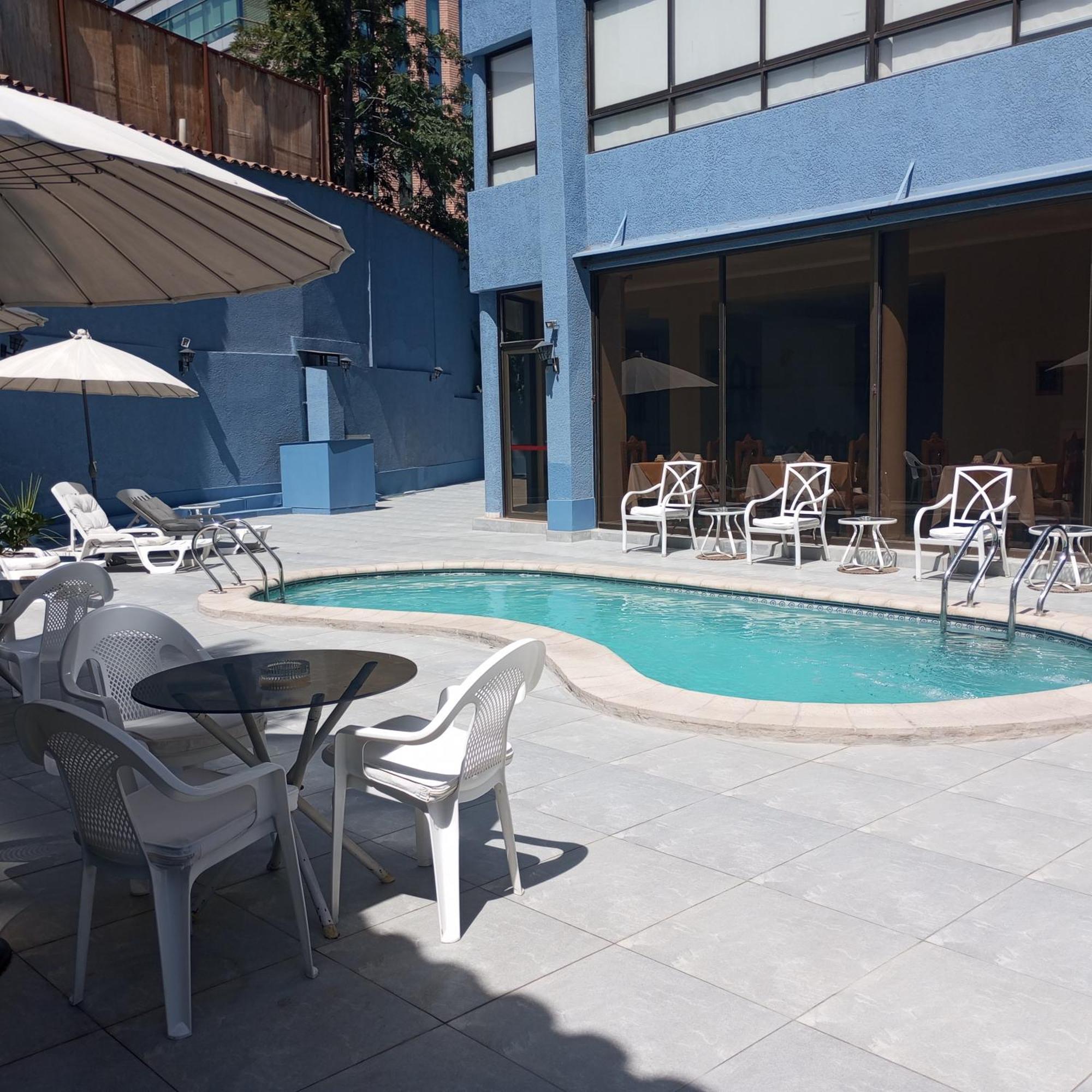 סנטיאגו Hotel Alcala Del Rio מראה חיצוני תמונה