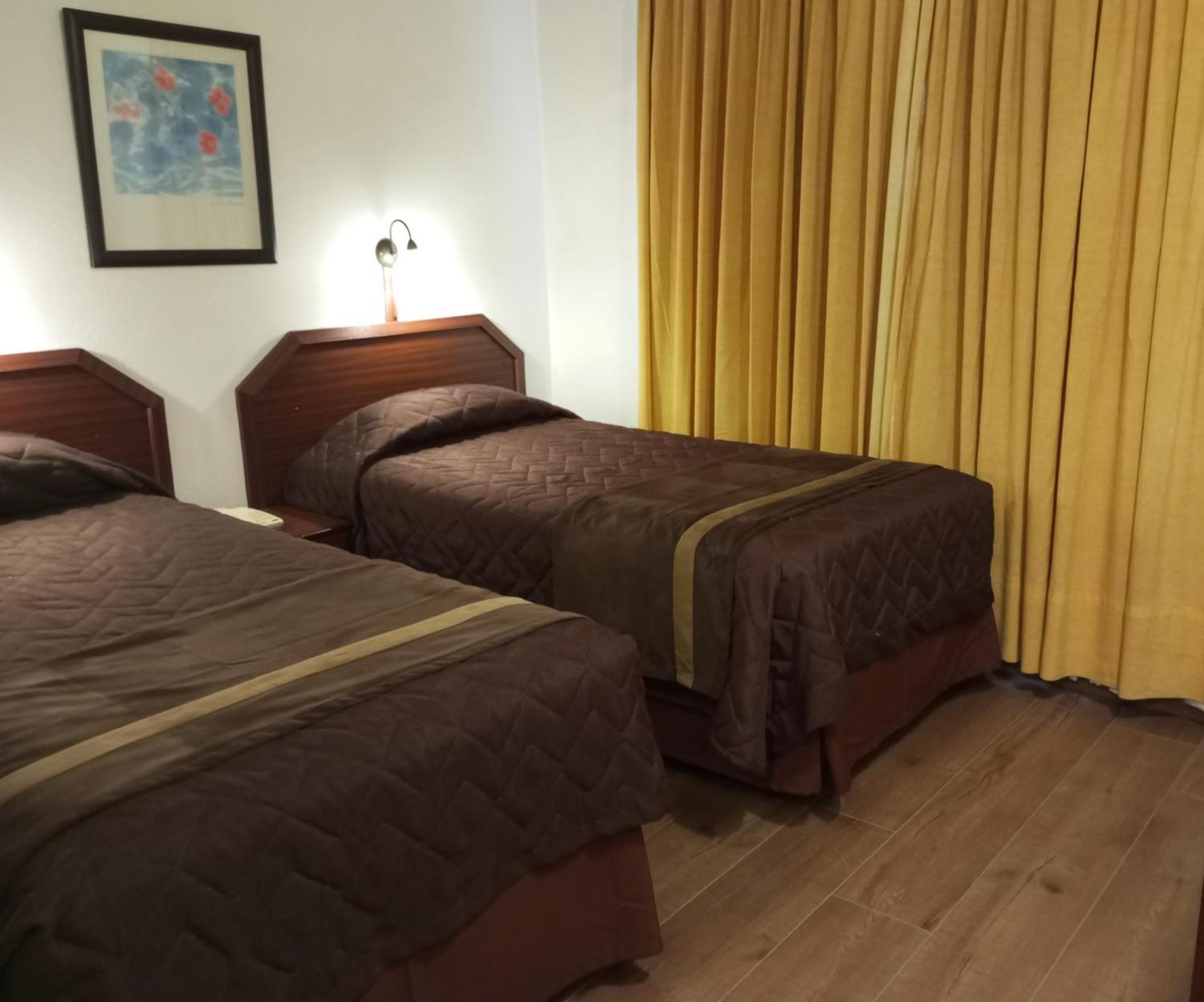 סנטיאגו Hotel Alcala Del Rio מראה חיצוני תמונה