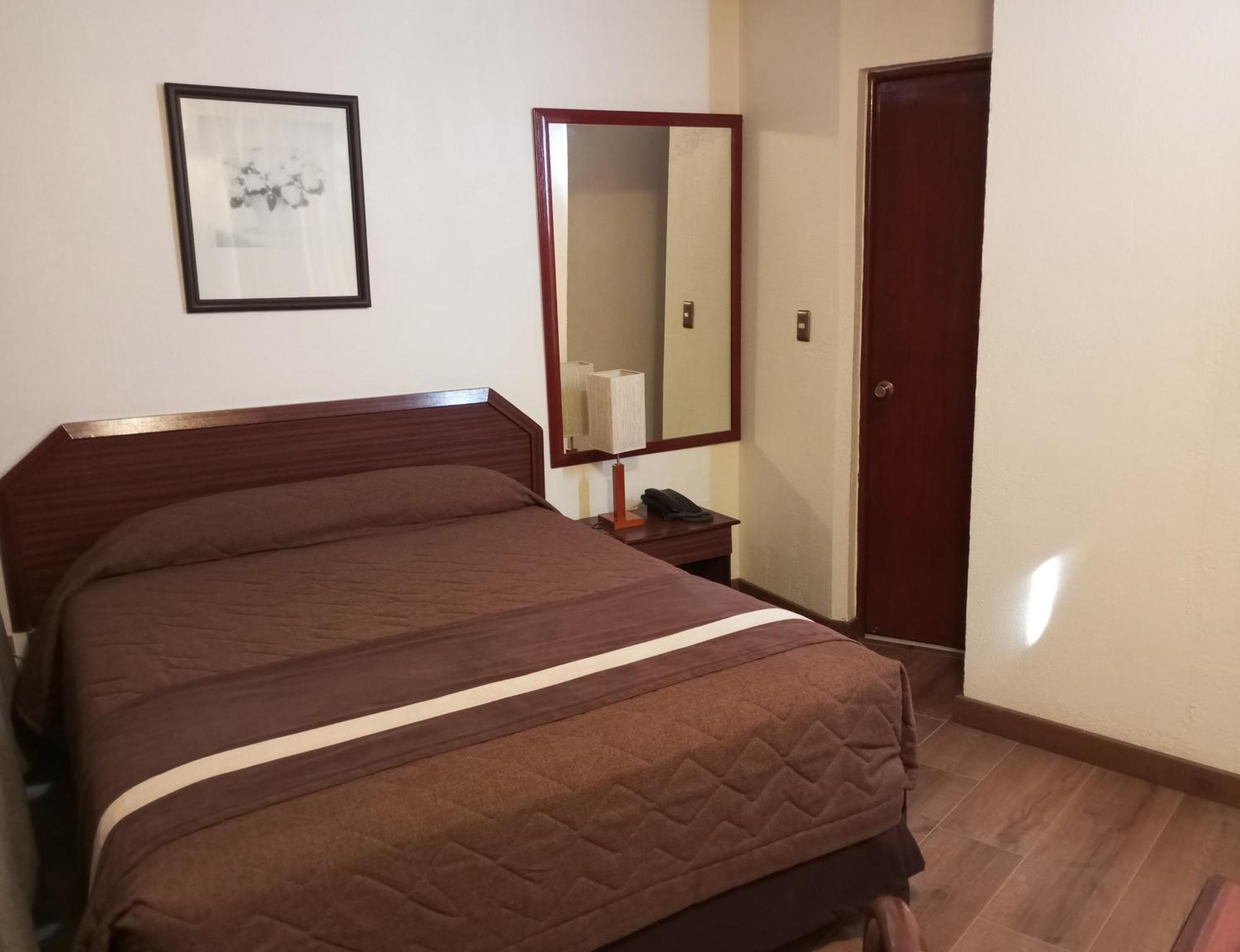 סנטיאגו Hotel Alcala Del Rio מראה חיצוני תמונה